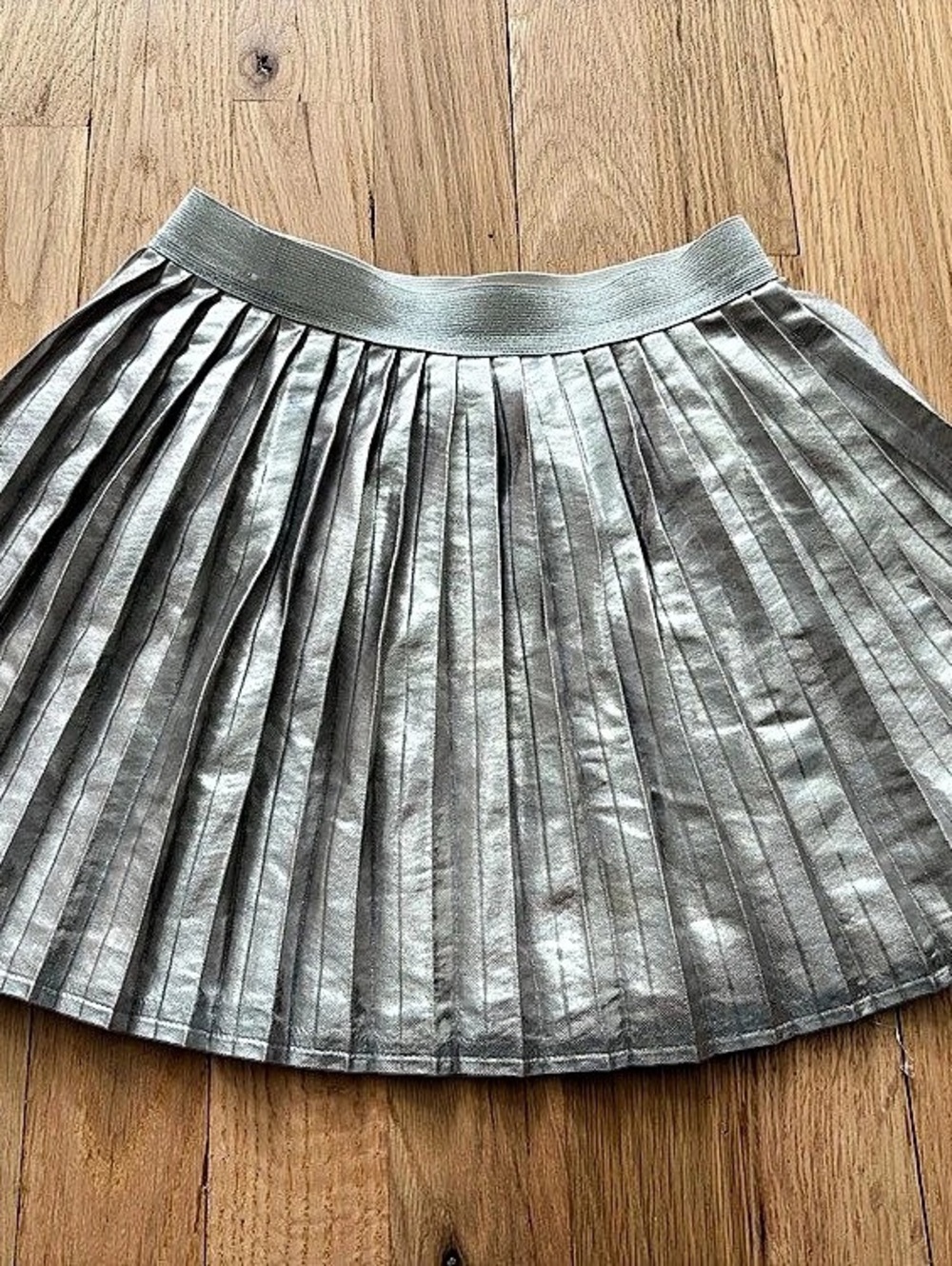 H&M Metallic-shimmering skirt Pleated Mini Skirt Silver Medium